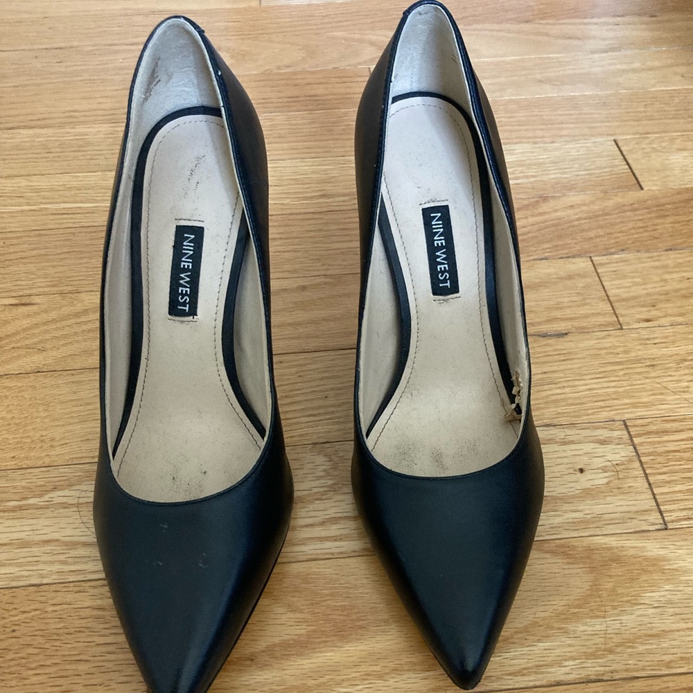 🌟SOLD🌟🖤Nine West Black Women's Heels🖤